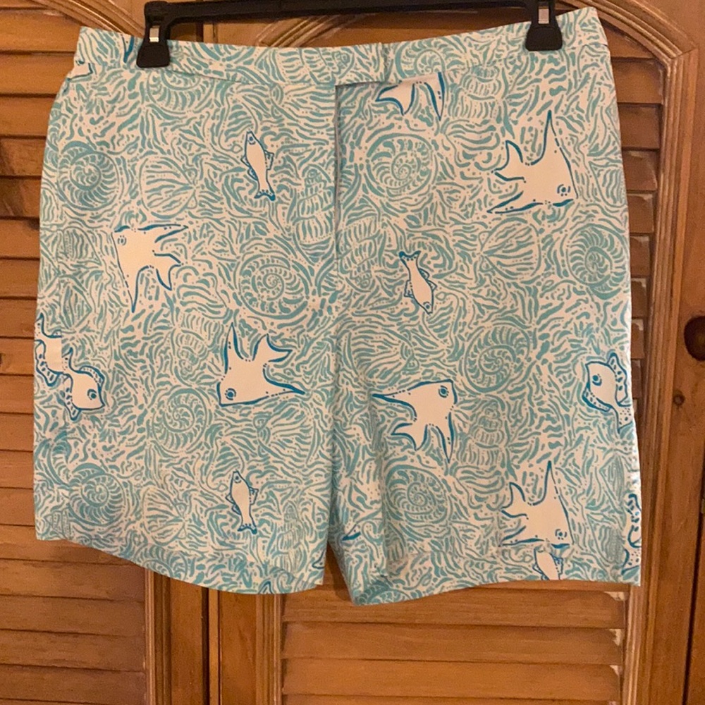 Lilly Pulitzer shorts sz 14 Aqua 6.75” ins stretch
